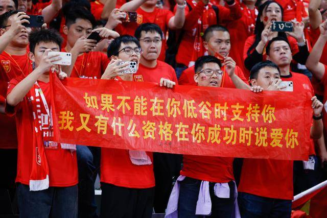 拜仁引援遇重大挫折：安东尼・戈登已敲定加盟巴萨